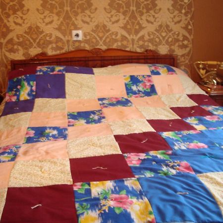 Guesthouse Valeria Borjomi ภายนอก รูปภาพ